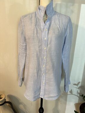 Workshop Republic Clothing Light Blue Linen Button-Down Shirt